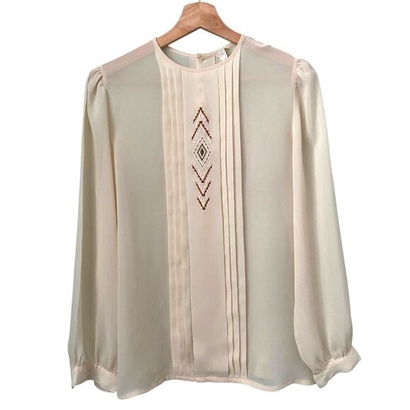 Vintage Elegant Cream Blouse with Embroidered Detail in Size 12 - Picture 1 of 7
